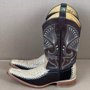 Old Corral Elegant Two-Tone Western Boots for Men No box